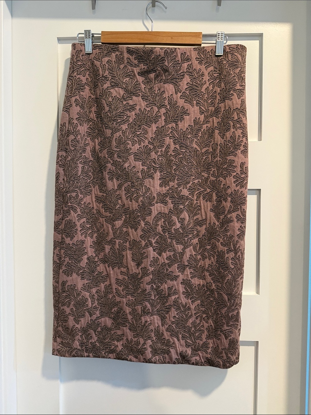 Ann Taylor Rose Pink Floral Jacquard Pencil Skirt